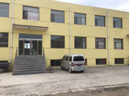 Fanshi Tongxin Express Hotel Отели рядом с достопримечательностью «Beitai Yedou Peak»