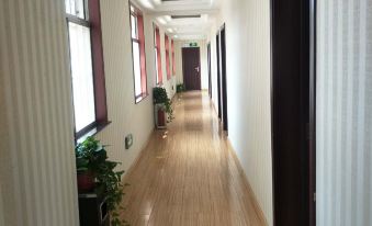 Liangshan Haoting Express Hotel