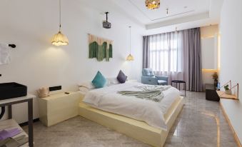 Meet the homo stay(Xi'an Bell and Drum Tower store)