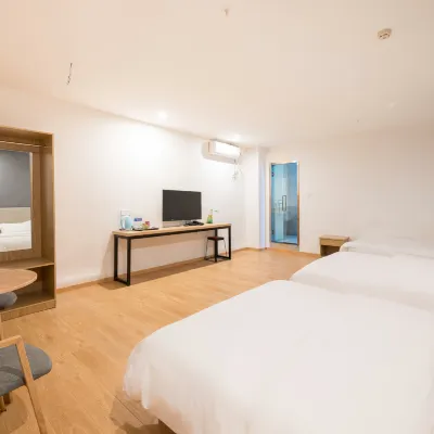 Yuzhou Youjia Express Hotel Hotels near China Golden Silk Nanmu Museum