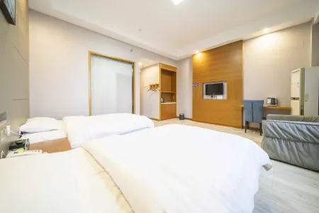 Taihe Yuejia Business Hotel