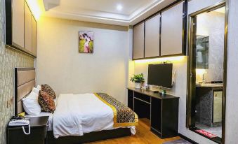 Renshou Nanling Business Hotel