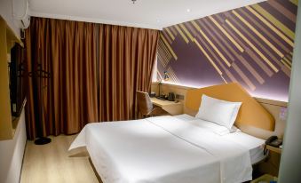 IU Hotel