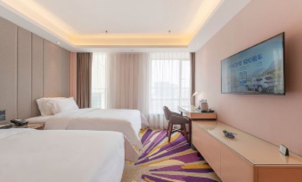 Lavande Hotel (Zhongshan Guzhen Town People's Square)