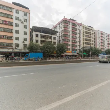 Lavande Hotel (Heyuan Longchuan East Bus Station Branch))