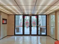 Jikeju Collection Hotel (Zhengzhou East High-speed Railway Station)