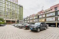 Longnan Hotel - parkir
