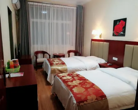 Luonan Rose Yuanxiangcun Inn Hotéis em Luonan