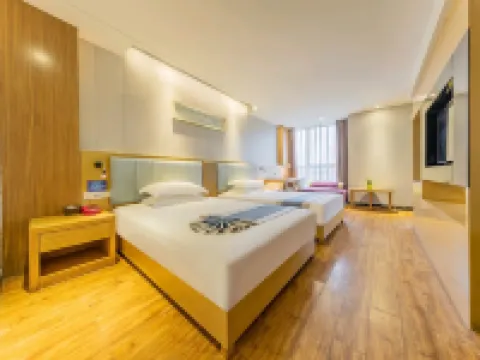 โรงแรมไห่ยี่ ลิเบ (สถานีขนส่งตังหยาง) โรงแรมในตังหยาง