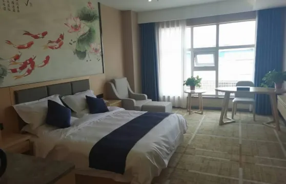 隴縣美得亨酒店