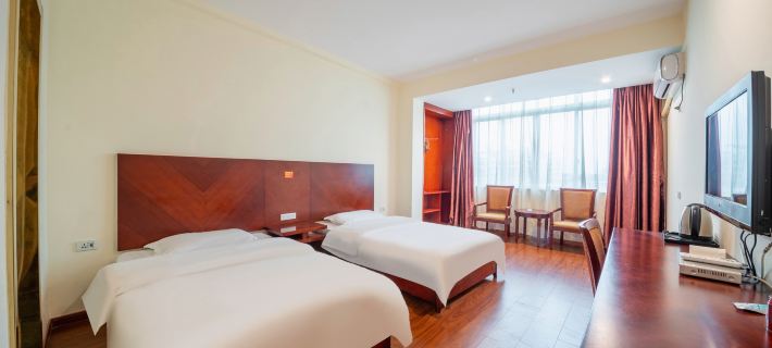 Laibin Xinfubusiness Hotel (Zhenghe Pedestrian Street) Hotels in Laibin