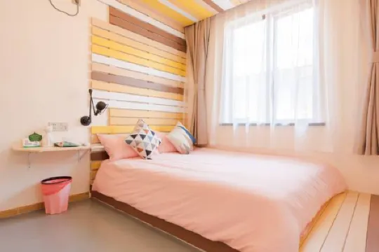 Benjamin & Sammy's Hostel