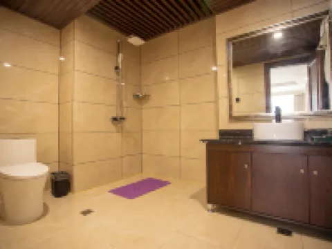 Runhua Junyue Hotel Hotels in Xin'an