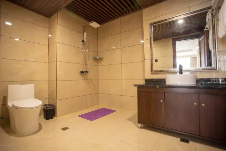 Runhua Junyue Hotel Отели в г. Синьань