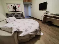 Xinyang Mengguiyuan Hotel