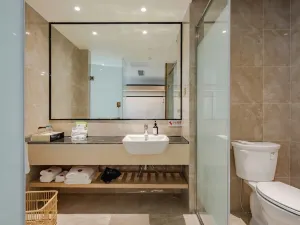 YUECHIANTAICENTURYHOTEL