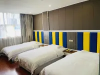 Honghu 7-day Hotel