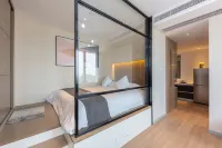 F-Hotel - balcony