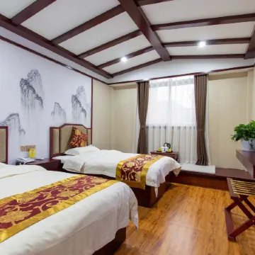 Dengfeng Zhonggang Business Hotel