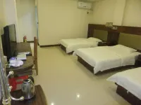 Junzhiju Renjia Zhuangyuan Inn