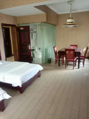 Qianjiang yanyuan Hotel