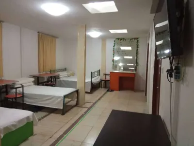 Dongjun Hostel (Wafangdian Railway Station) Hotel in zona Kylin Painting and Calligraphy Academy