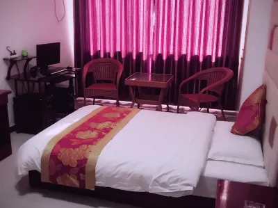 luochuanhongfengbinguan Hotel dekat Huangling Railway Station