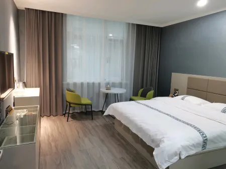 Fangcheng Tianxiang Hotel