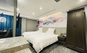 Fengshe Light Luxury Hotel (Shangcai Caiming Park Scenic Area Branch)