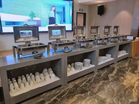 Weiting Hotel(Jiande Xin'anjiang) Отели рядом с достопримечательностью «Xin'anjiang Hydropower Station»