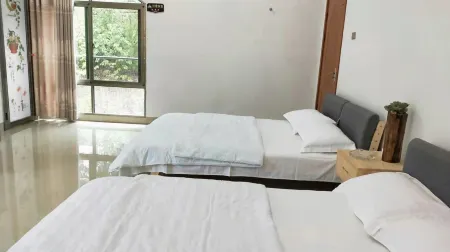 Yinjiang Huzeju Farm