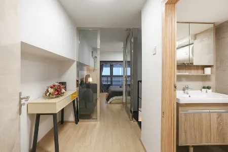 Mango Apartment (Foshan Jihua 6th Road Metro Station Zhaoyang O Cube Branch)