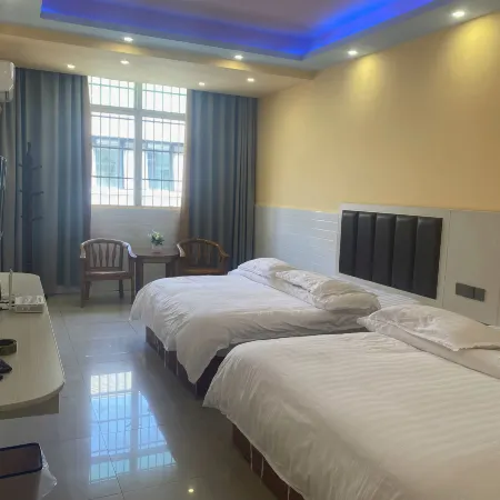Jishou Family Hotel