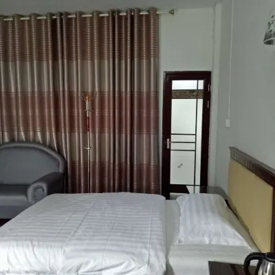 Hefeng Yitong Hotel
