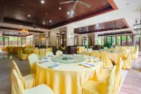 Xinglong Old Banyan Hotel Отели в г. Ваннинг