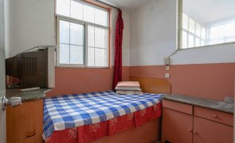 Yantai Dongxing Hostel