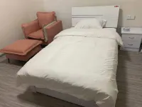 Fukelai Homestay (Huangchuan Qiming Zhongxue)