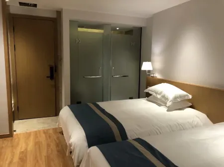 Traveler's Home Boutique Hotel