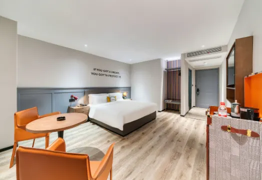 City Comfort Premier (Taizhou Medical High-tech Zone Sijiang Branch)