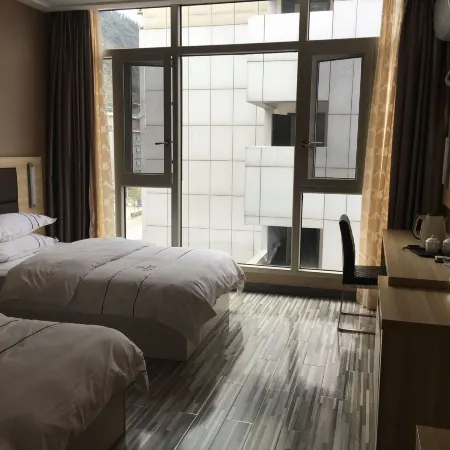 Yijia Hotel Hefeng