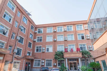 Changyi Great Wall Hotel Отели рядом с достопримечательностью «Xuetanggang Confucious Temple»