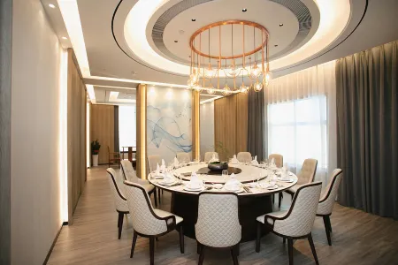 Lavande Hotel (Shenzhen North Railway Station Qinghu Metro Station) Отели рядом с достопримечательностью «Dadingling Shanlin Park»