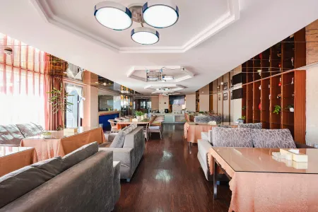 Pangye Hotel Отели рядом с достопримечательностью «Gymnasium»