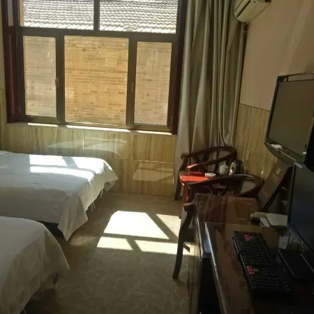 Longde Hotel
