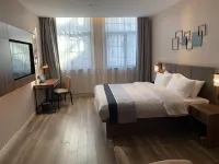 Homeinn Plus Hotel (Langxi Guogou Plaza) Hotels in Langxi