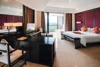 Days Hotel Hainan Baoting