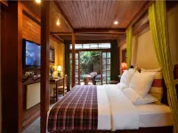Blossom Hill Inn (Zhimeng) Hotels in Lijiang