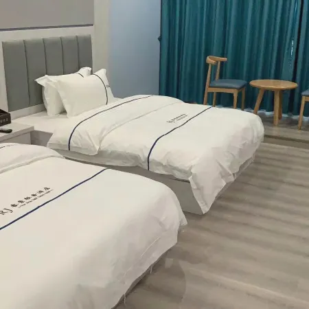 Lijing Qingshe Hotel (Jianshui Zitao Street Shop)