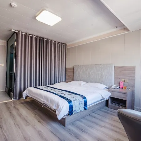 Yongcheng Shenzhou Hotel