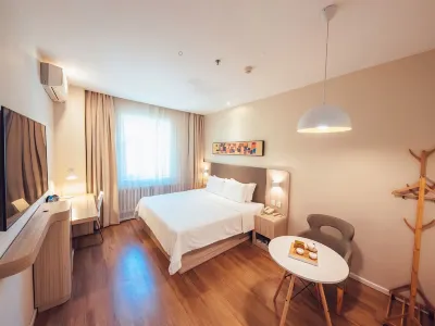 HanTing Hotel (Changchun Dongfeng Street FAW Hongqi Factory) Hotels in Changchun